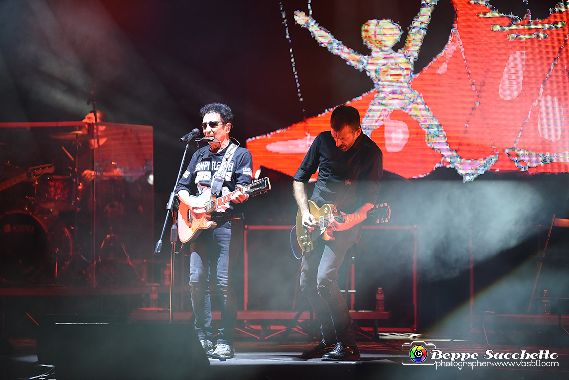VBS_4106 - Concerto Edoardo Bennato - Peter Pan Rock 'n' Roll Tour.jpg